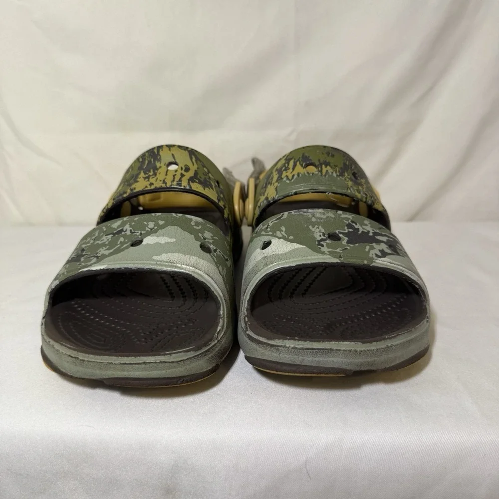 Crocs All Terrain Sandals Camouflage Mens Size 4 Womens Size 6